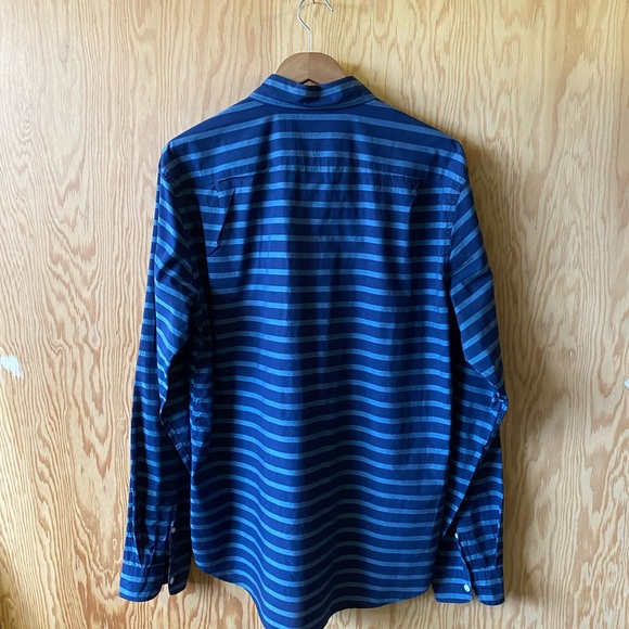 Men's JCrew Button down - Picture 3 of 4